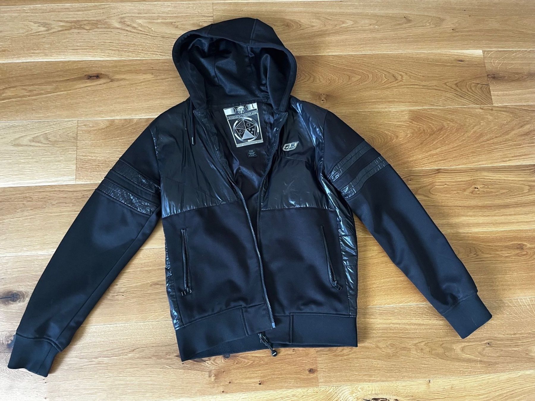 Giacche: 55DSL Jacke – Usato da Frauenfeld venduto da Siku1993