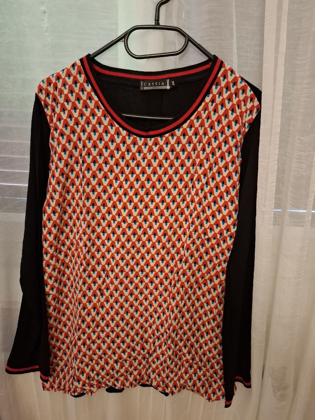 Top: Haut femme Casual – Nuovo (secondo la descrizione) da Oberengstringen venduto da Jmiri