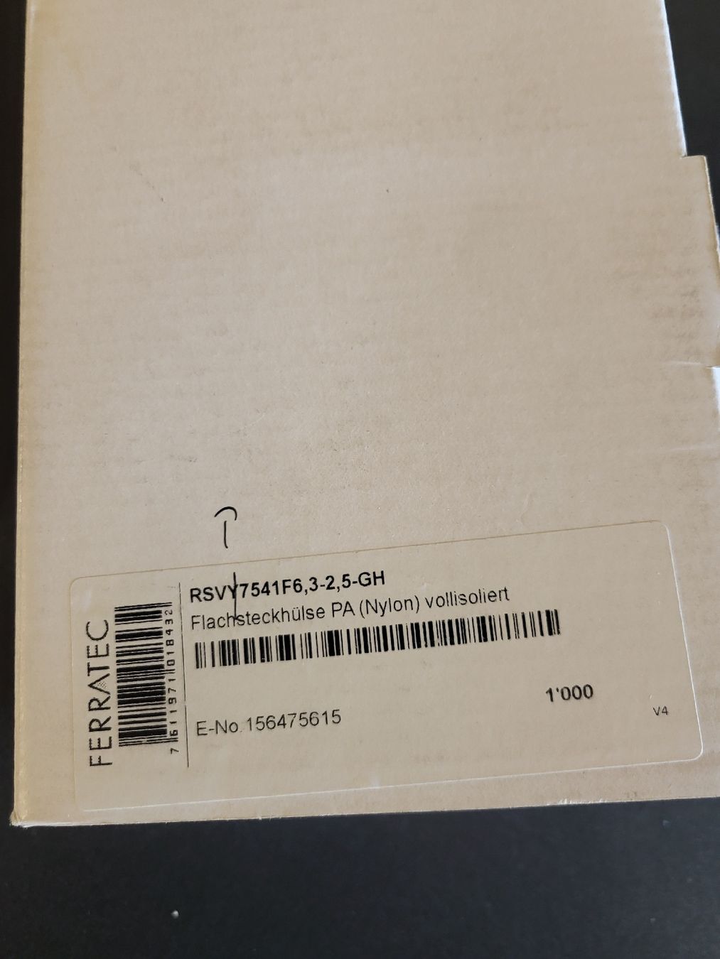 Elektronikbauteile: 1000er Pack Steckhülsen 2.5mm2 Feratec – Neu und originalverpackt aus Alpnach Dorf von str_jdw2 2