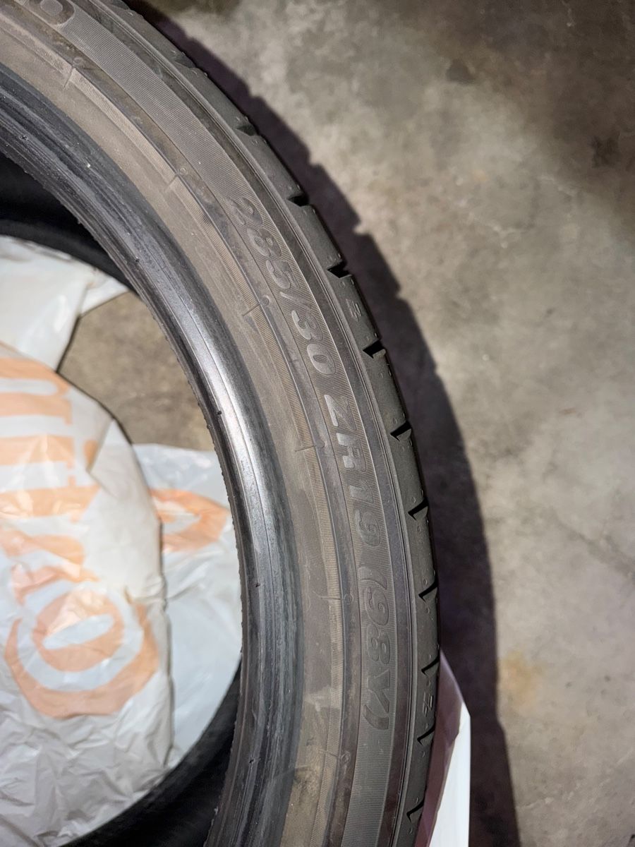 Pneus & Roues: Sommerreifen 285 / 30 / R19 – D'occasion à Neuenhof par leo_cc7z 3