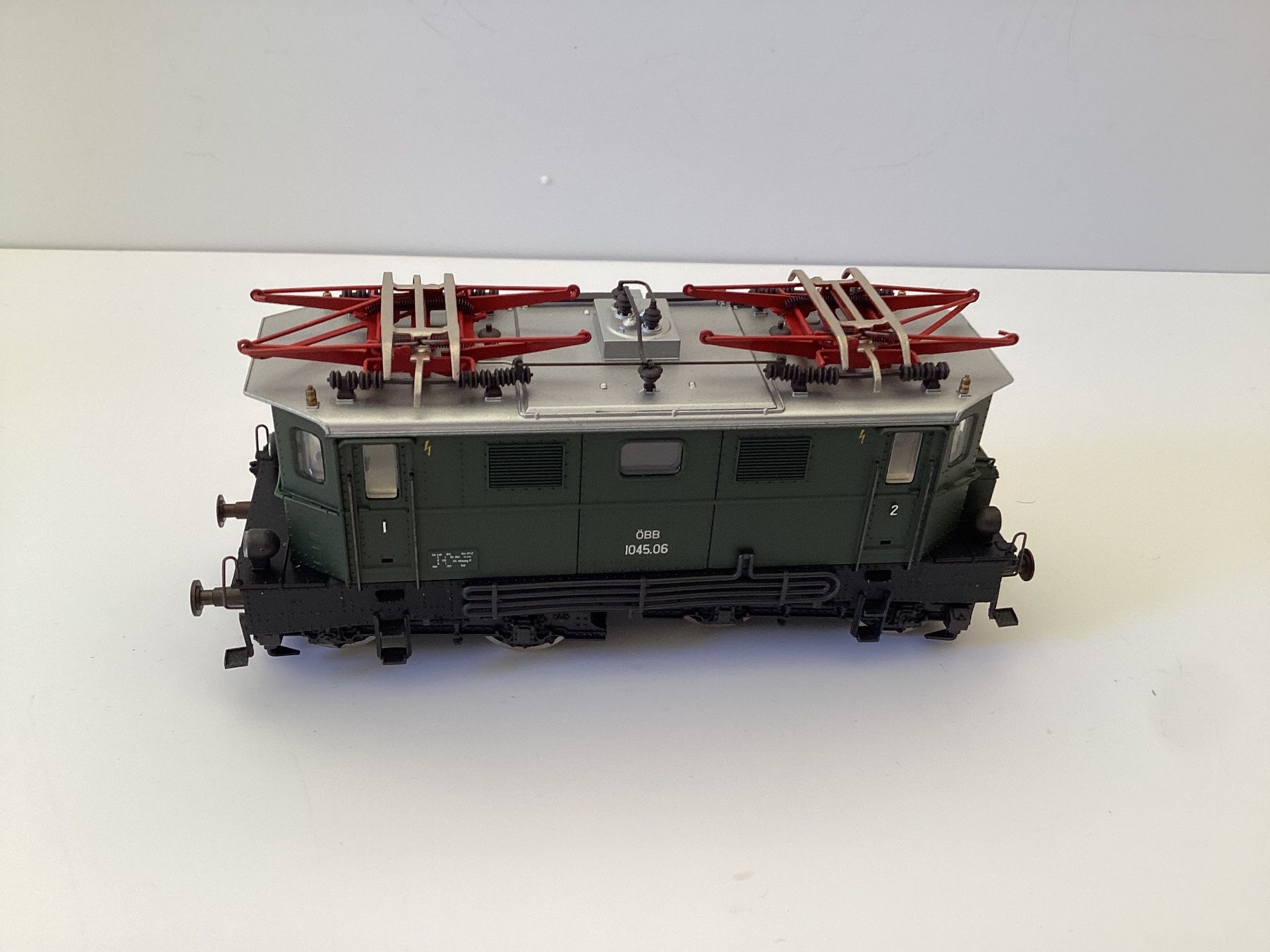 Roco Modellini di ferrovie: Roco 43530 ÖBB 1045.06 H0 1:87 – Usato da Effretikon venduto da simtek_de 2
