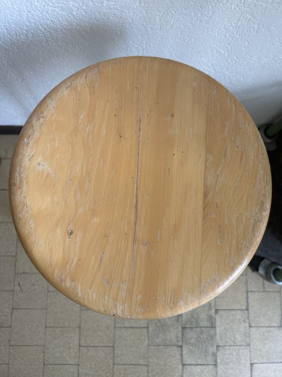 Hocker: Hocker aus Holz und Metall  – Gebraucht aus Zürich von ann_9fv5 2