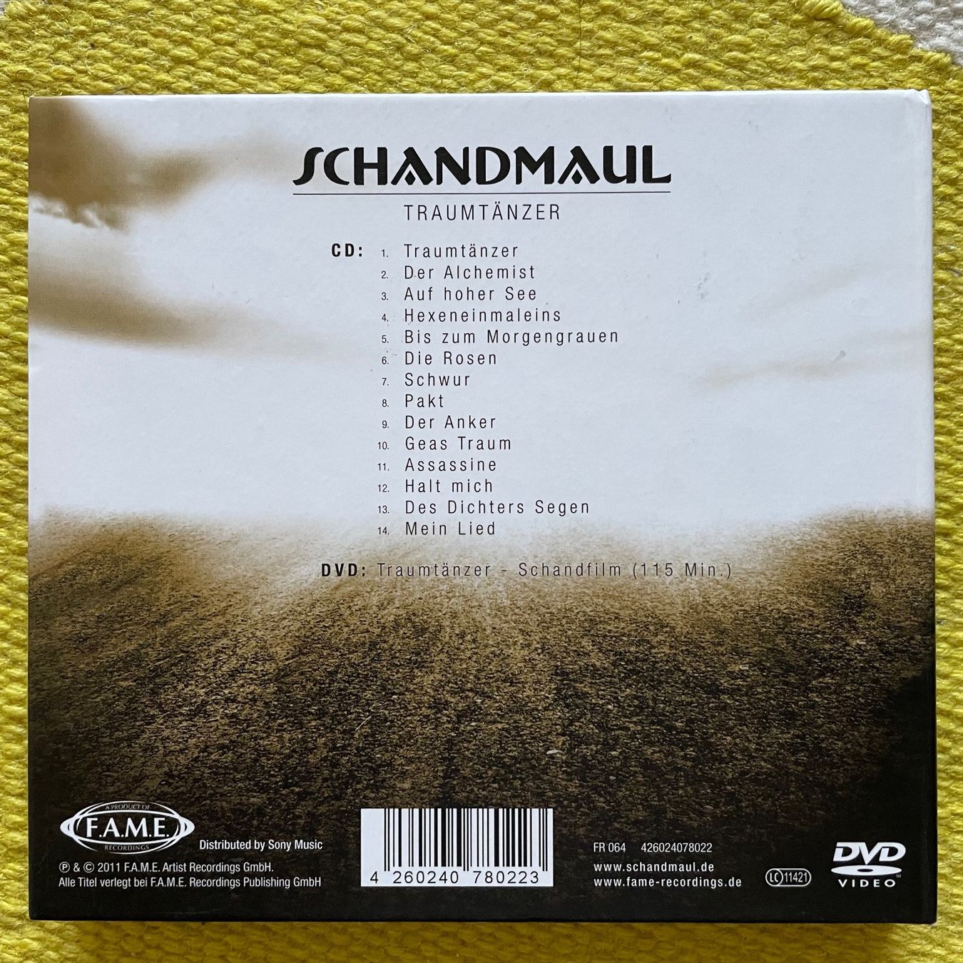 CD: SCHANDMAUL-CD+DVD TRAUMTÄNZER (BÜCHLEIN) – Usato da Rorschacherberg venduto da CD-Roli 1