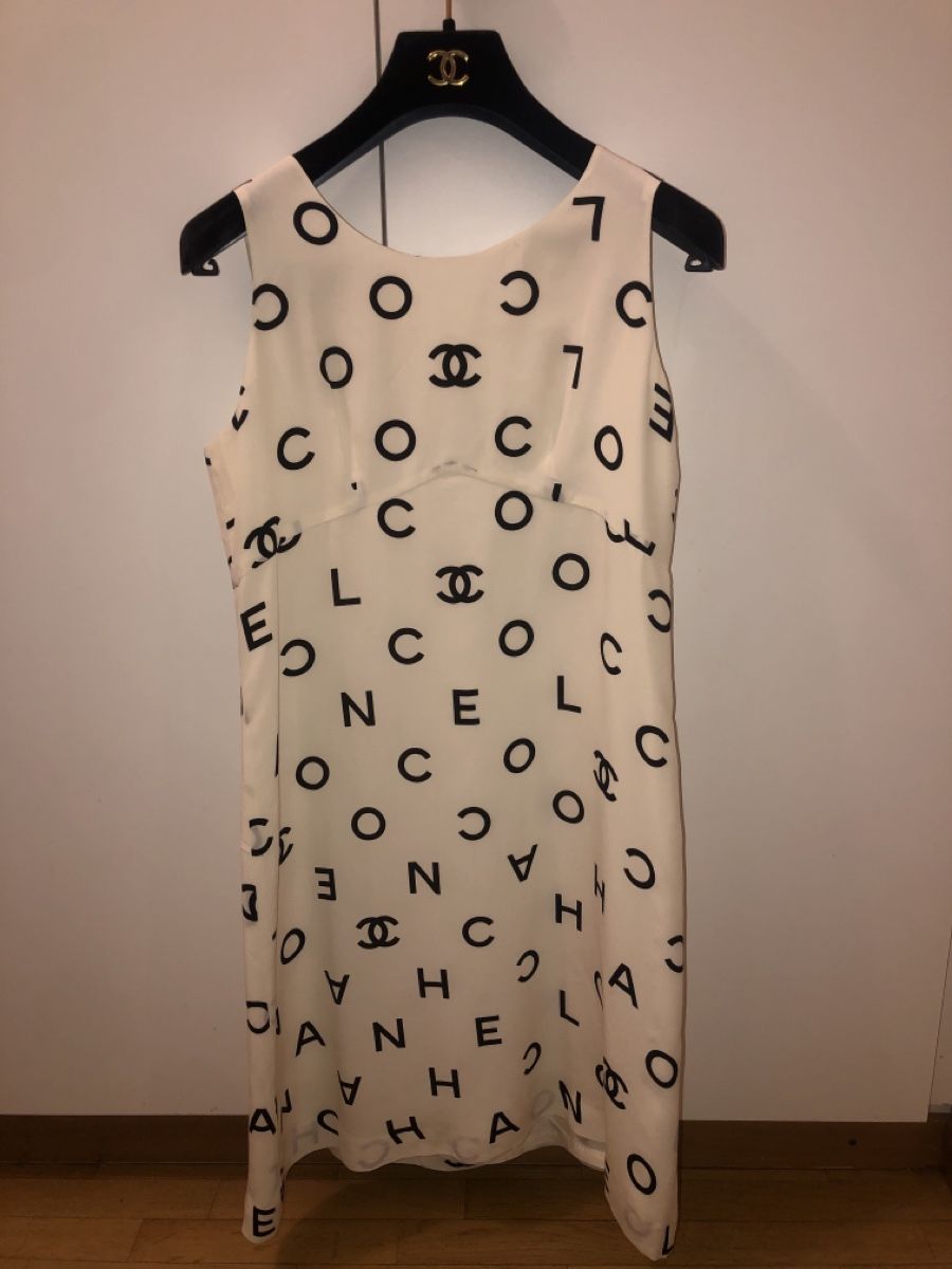 Chanel Kleider: Robe Chanel – Neu (gemäss Beschreibung) aus Versoix von wen_75xm 1