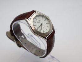 Schöne PCA Uhr Neus Band   (läuft mit Garantie)