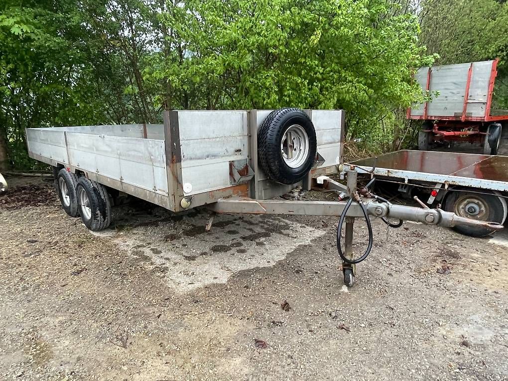 Rimorchi: Sachentransportanhänger  – Usato da Alpnach Dorf venduto da razer05 1