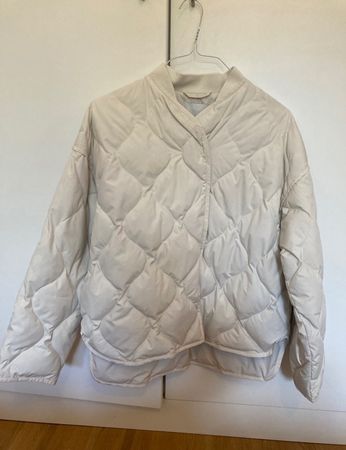 Leichte Jacke COS