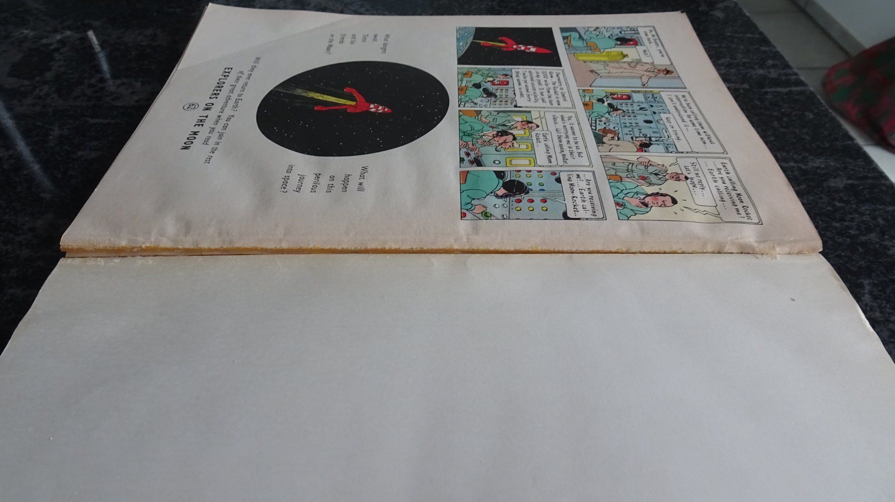 Fumetti: TINTIN DESTINATION MOON ENGLISCH – Usato da Zürich venduto da Roulet 8