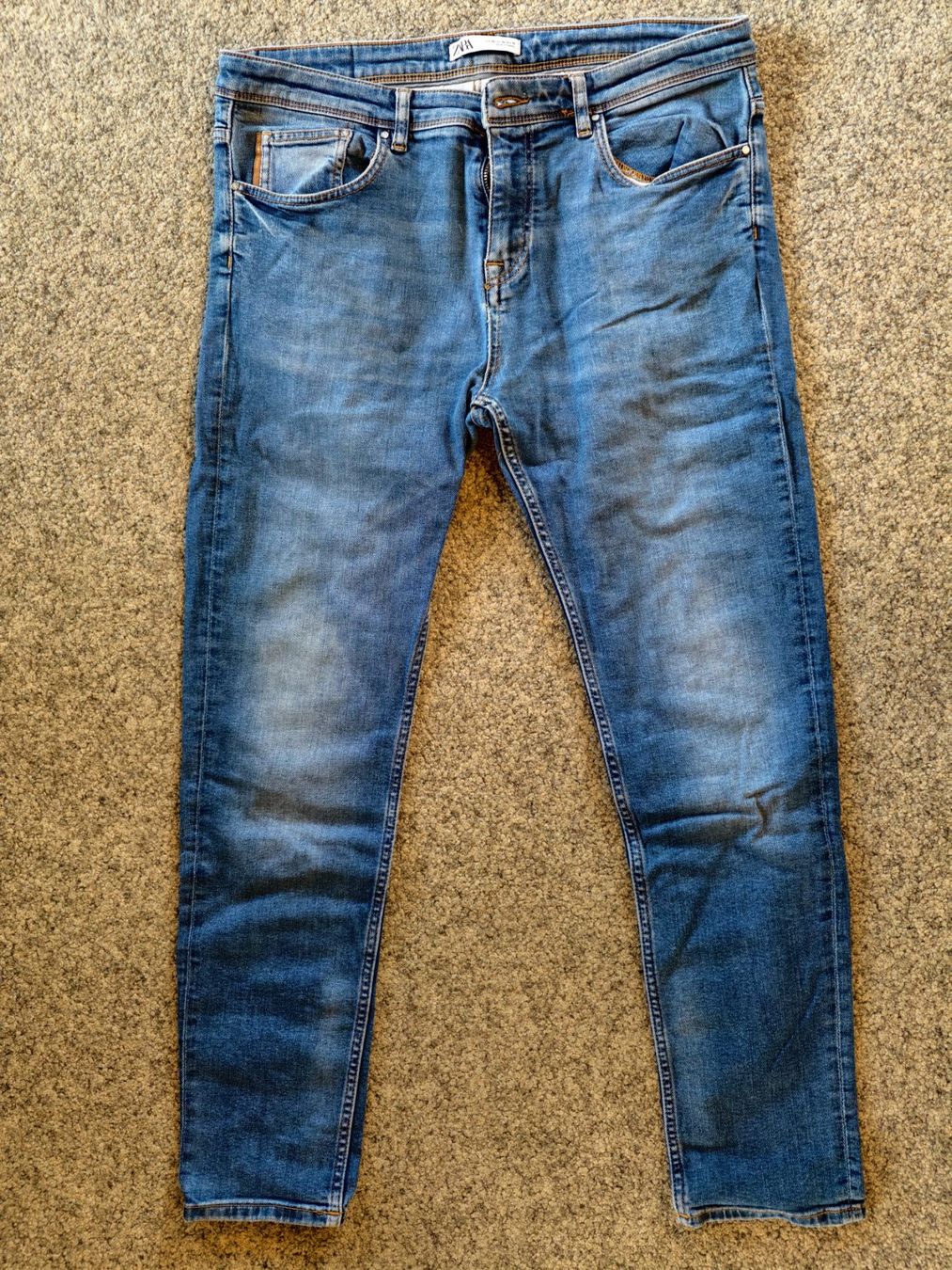 Jeans: Zara Jeans Grösse: 46 – Usato da Würenlos venduto da getskill
