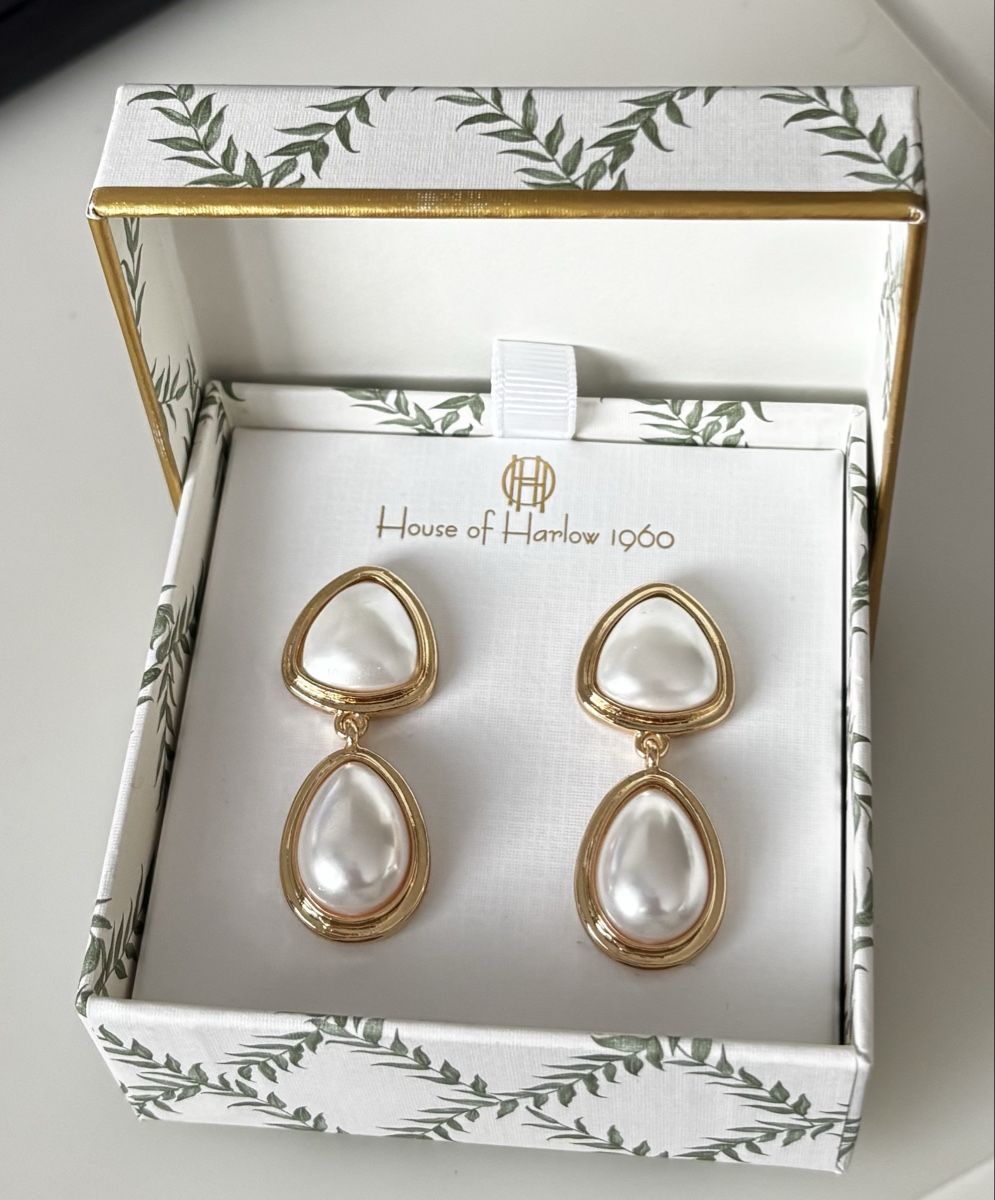 Ohrringe & -stecker: Perlohrringe – Neu und originalverpackt aus Basel von Vaniiiy