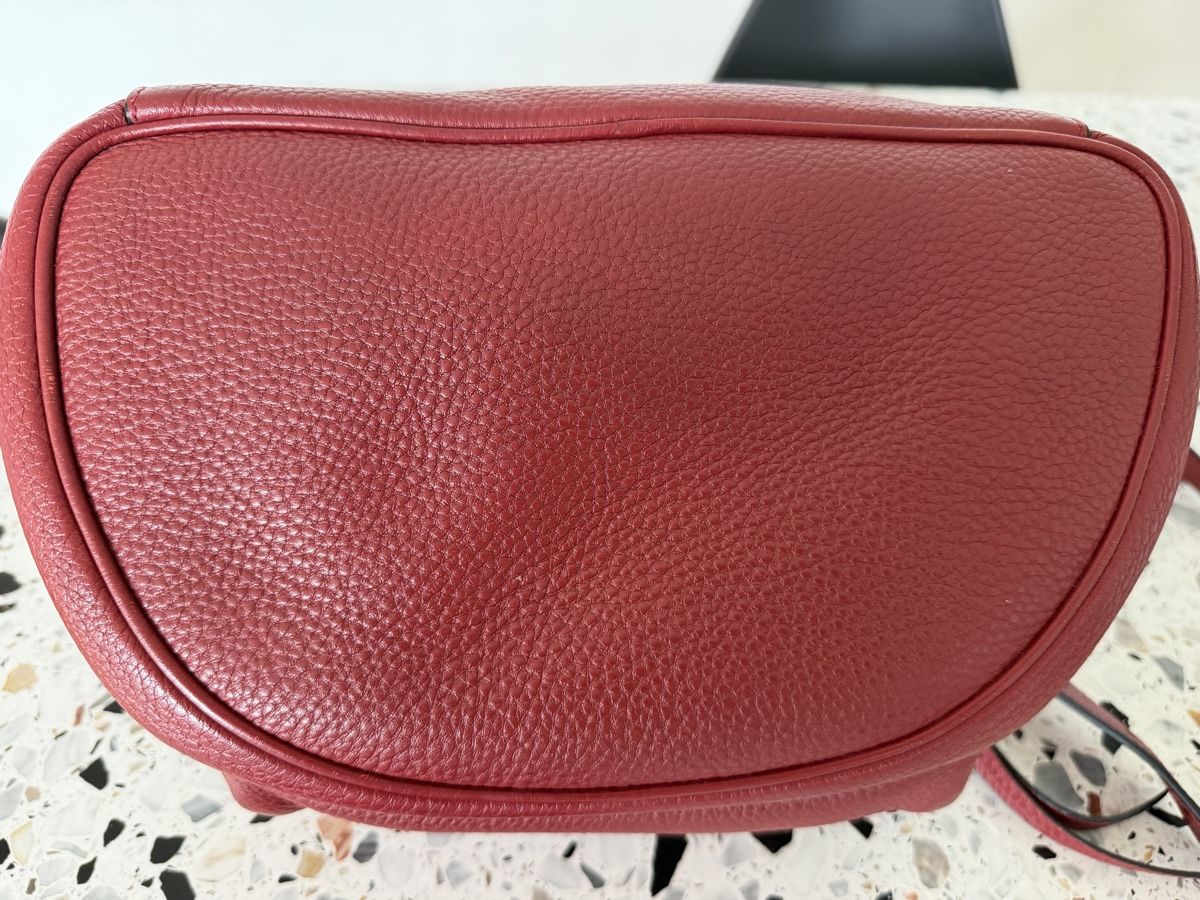 Prada Borse da donna: Prada Vitello Daino Bagpack Rubino – Usato da Zürich venduto da bgg 5