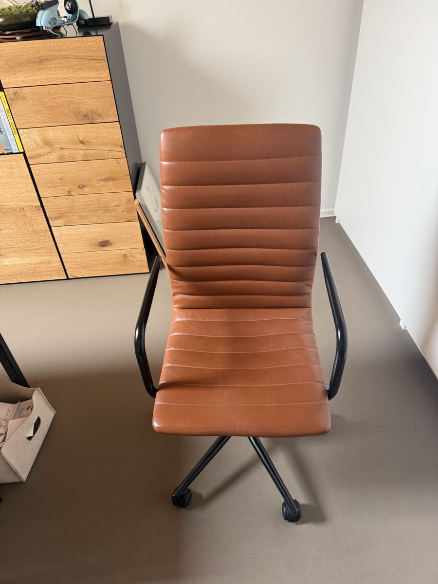 Stühle: Bürostuhl cogniac – Gebraucht aus Zürich von fluzue 2