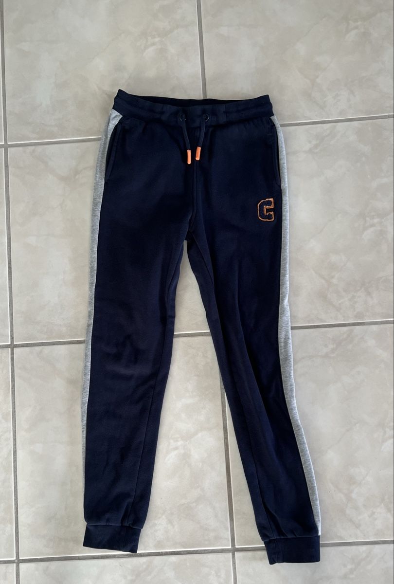 Pantaloni: Trainerhose, Gr. 146 – Usato da Wallisellen venduto da SPKWichtel