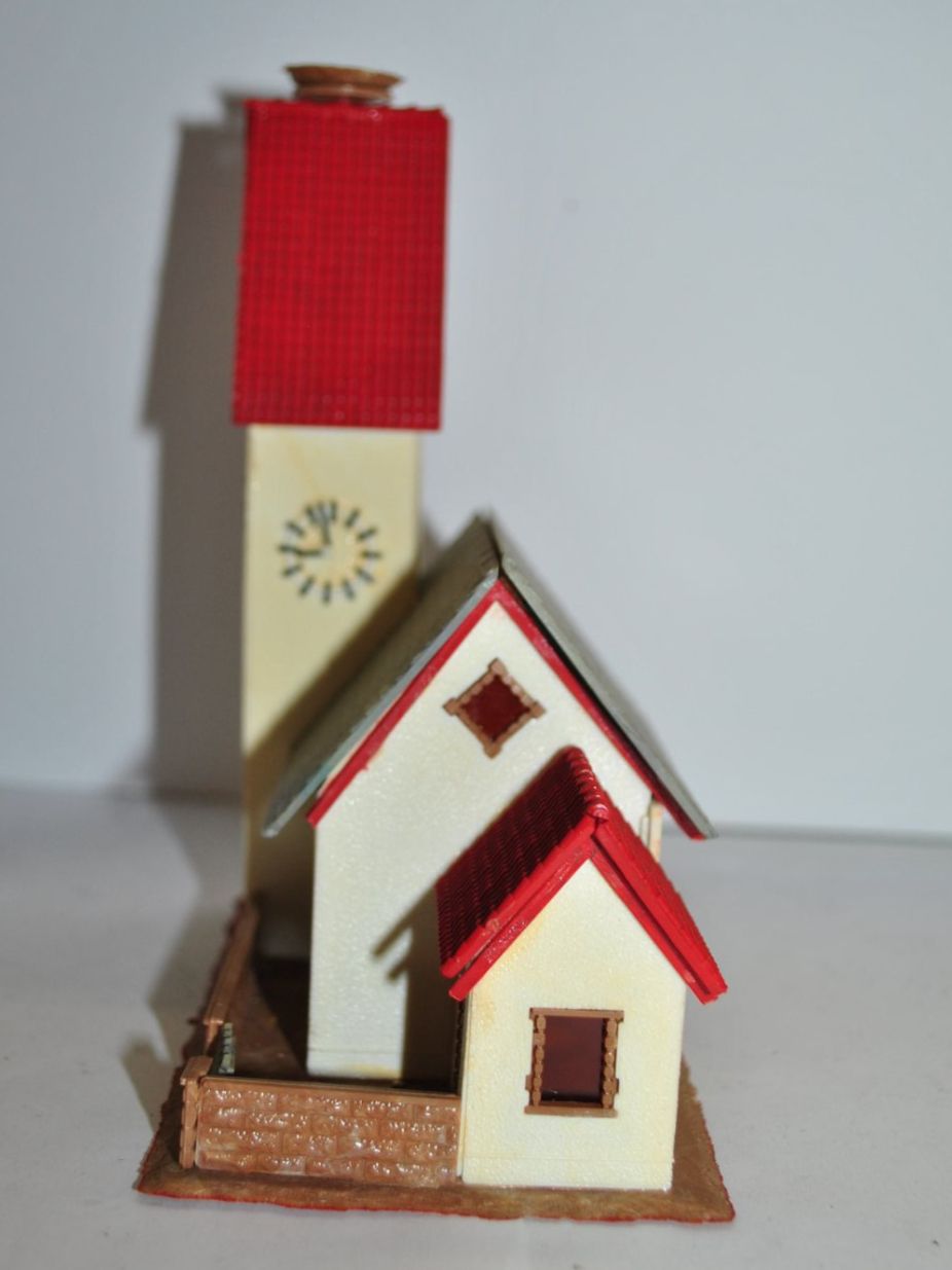 Faller Modelleisenbahnen: Faller Kirche (PDB130) – Gebraucht aus Aarwangen von Bahnsupport 1