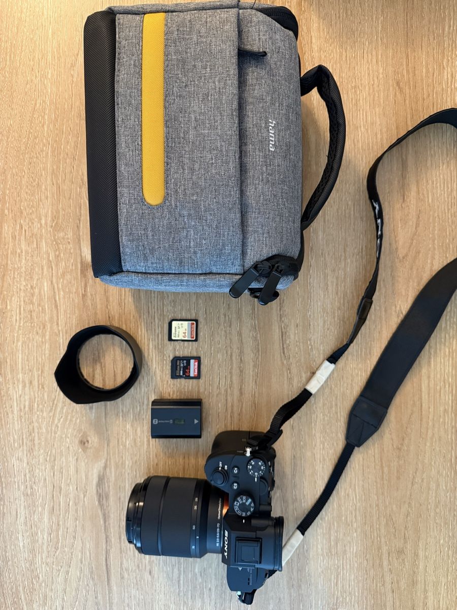 Sony Fotocamera: Sony Alpha 7 III Kit – Nuovo (secondo la descrizione) da Embrach venduto da nikosacco