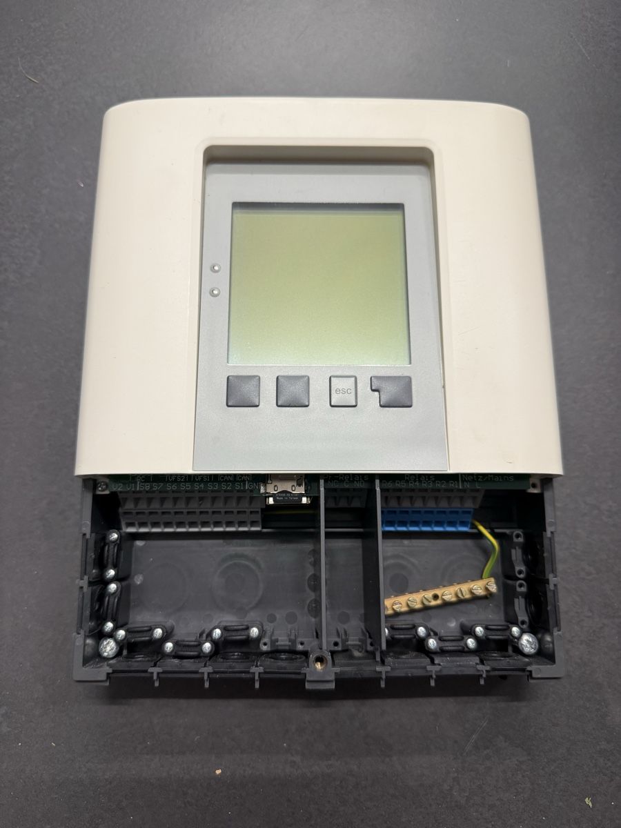 Sistema di controllo: Sorel XTDC V2 Solarcontroller – Usato da Gebertingen venduto da Dvenosta 2