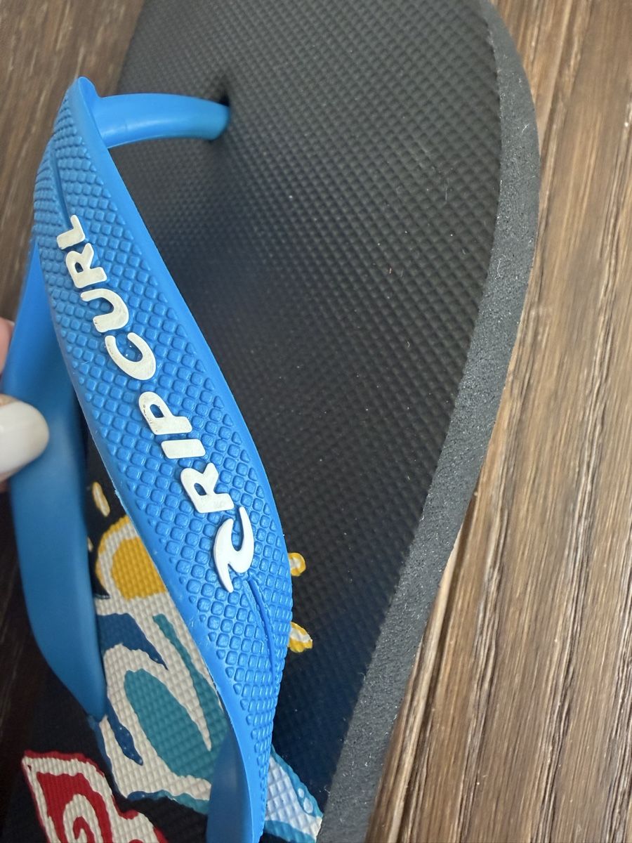 Rip Curl Scarpe per ragazzi: Rip Curl Flip Flops Size 30 – Usato da Thalwil venduto da val_q76v 1
