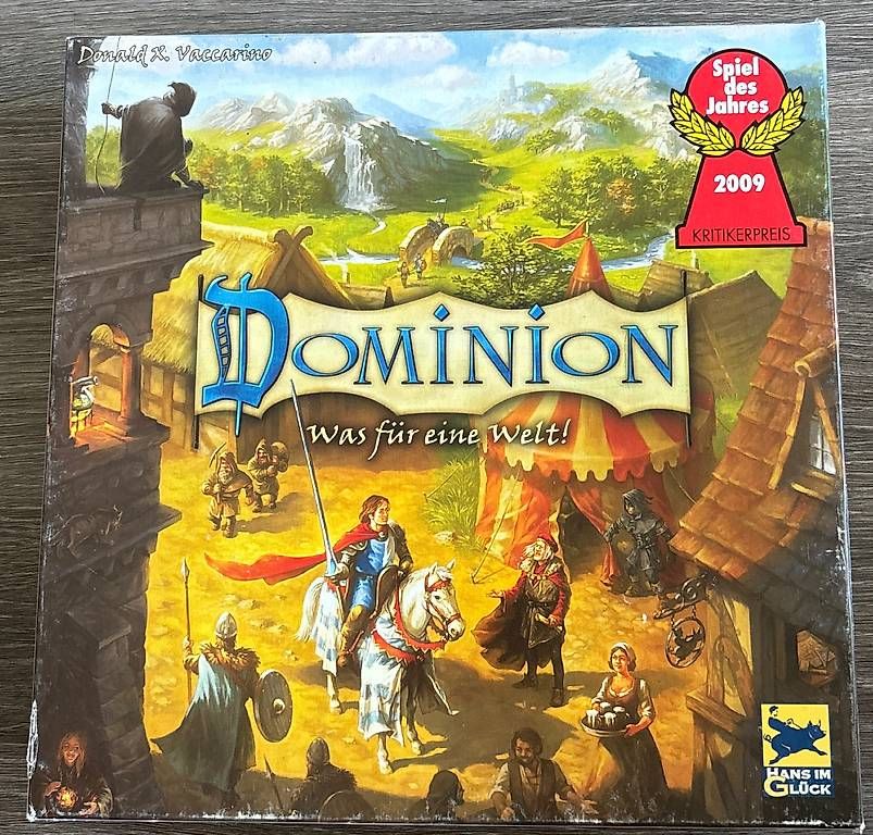 Spiele: Dominion Edition 1 Basisspiel – Gebraucht aus Winterthur von Geilotime