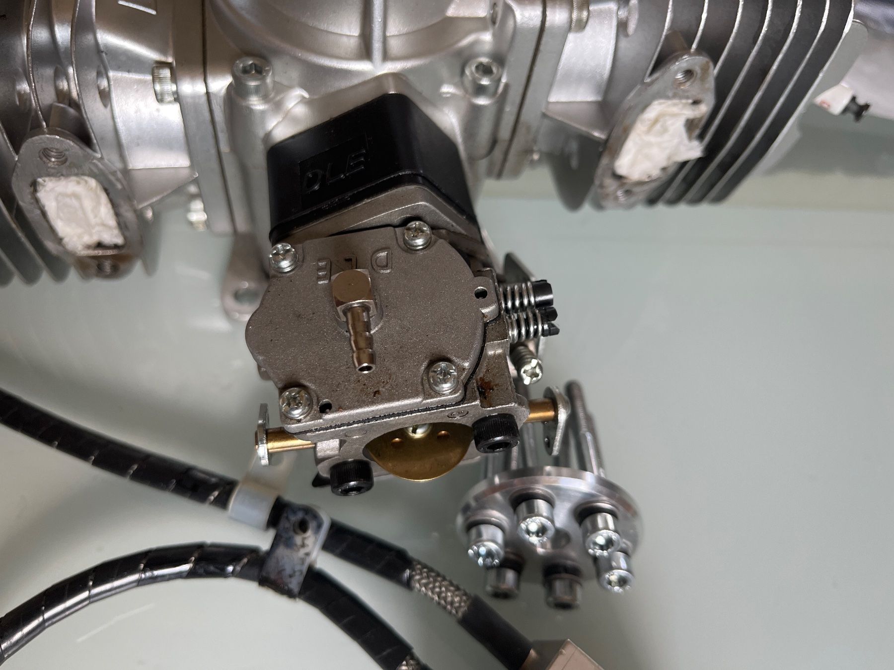Motori: DLE 111 moteur thermique – Usato da La Chaux-de-Fonds venduto da Noriskforfun 1