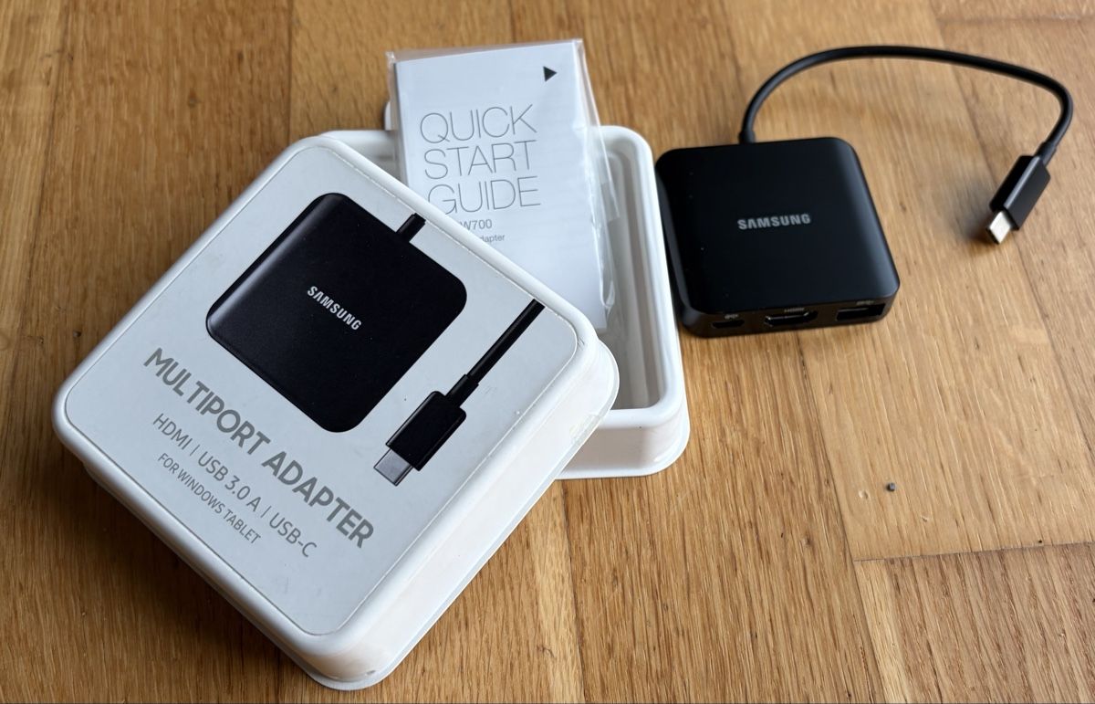 Samsung Unità & Adattatore: NEU Samsung Multiport Adapter - HDMI, USB 3.0 & USB-C! – Nuovo (secondo la descrizione) da Gränichen venduto da RetoLexi 1