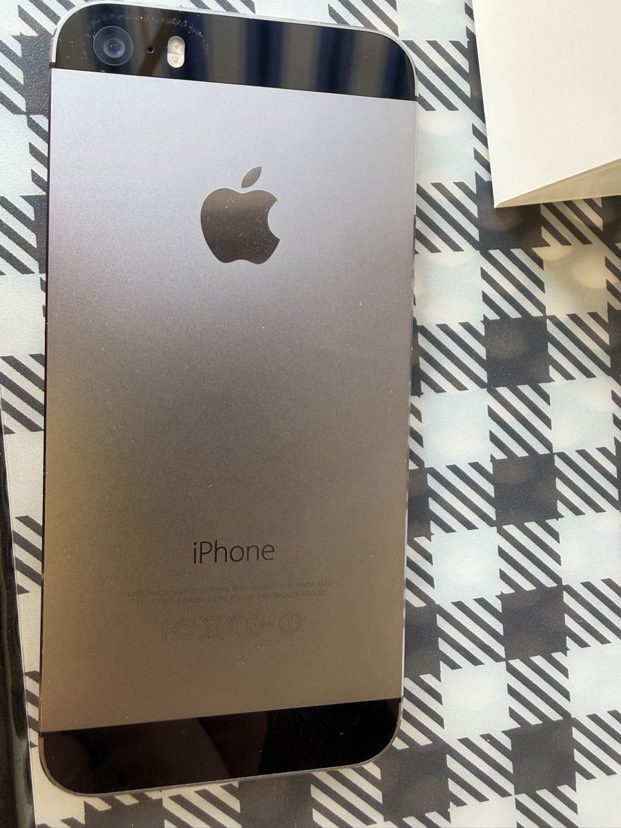 Apple Portables: Apple iPhone 5 – D'occasion à Würenlingen par langandi