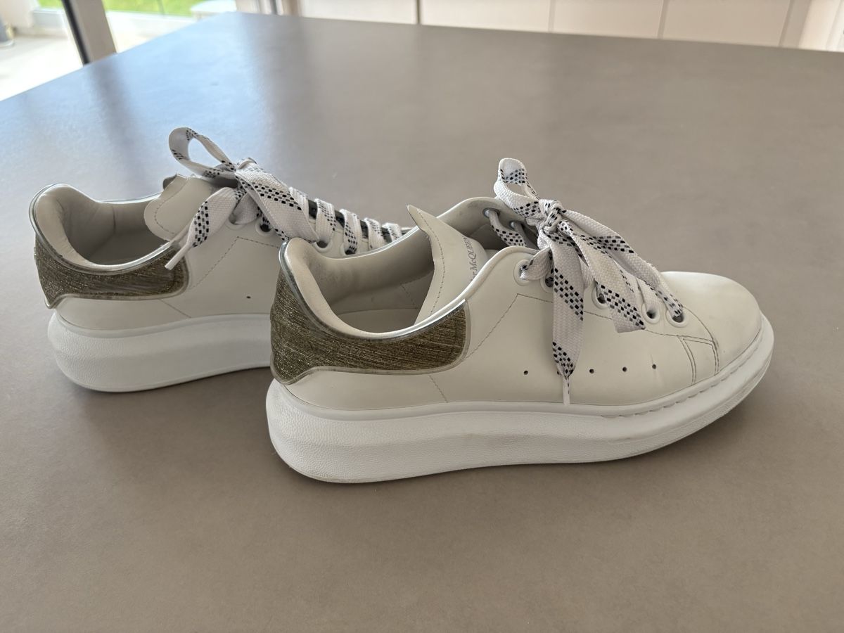 Alexander Mcqueen Scarpe da donna: Alexander McQueen Ltd Edition trainers – Usato da Castel San Pietro venduto da mih_l86g 5