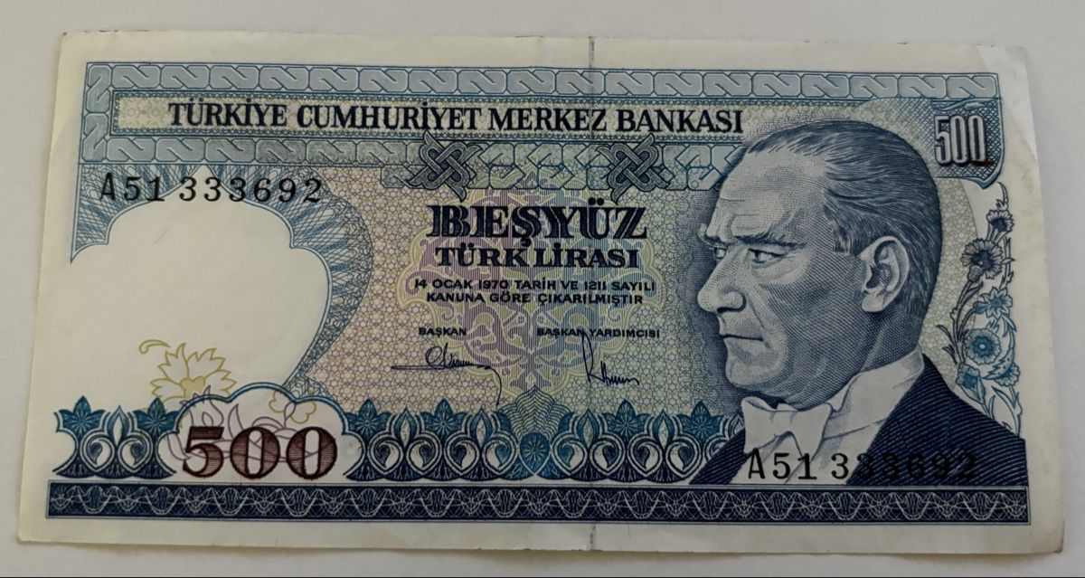 Banconote: Türkei 500 Lirasi – Usato da Algetshausen venduto da Carrhard
