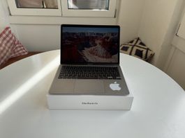 Apple MacBook Air 13" M1 | 8GB | 256GB | Space Grau | CH