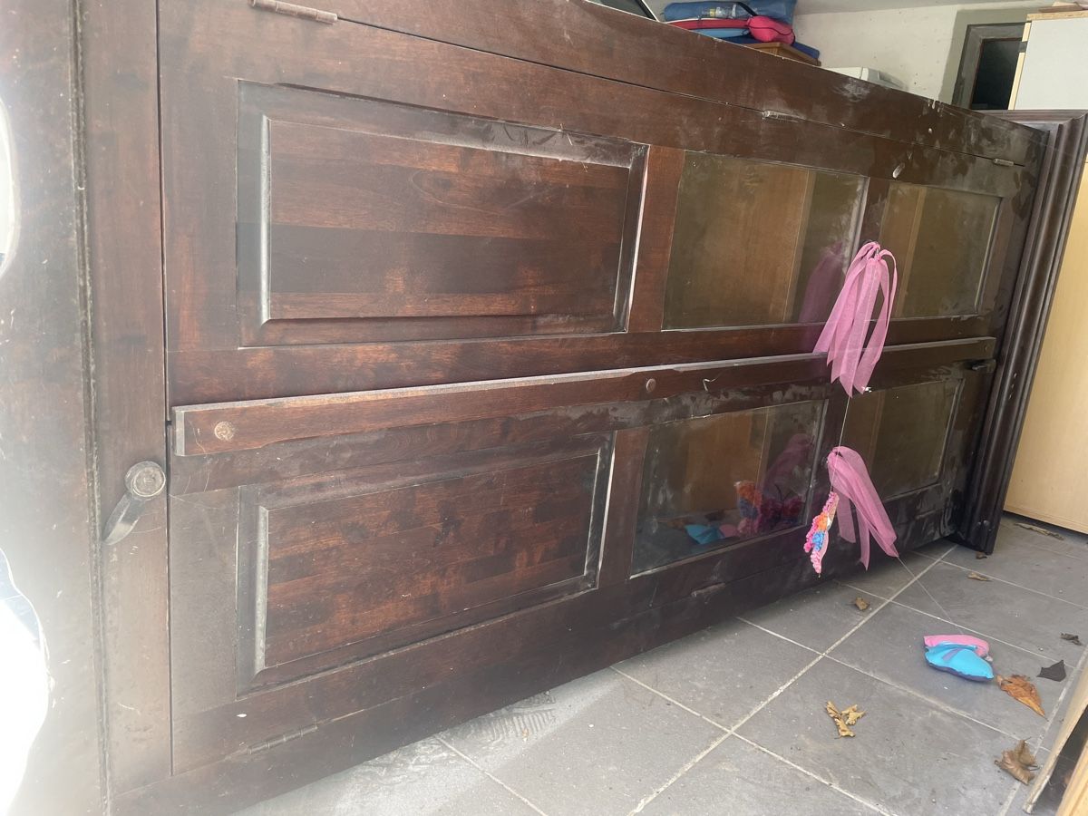Schränke: Wandschrank Kirschholz – Gebraucht aus Kreuzlingen von Mankle