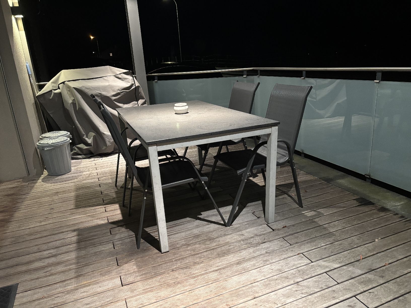 Tavoli: Gartentisch mit 4 Stühlen – Usato da Kaltbrunn venduto da dav_stt6