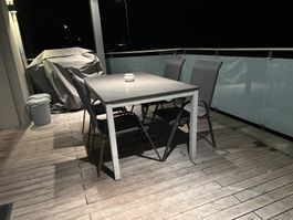 Gartentisch mit 4 Stühlen