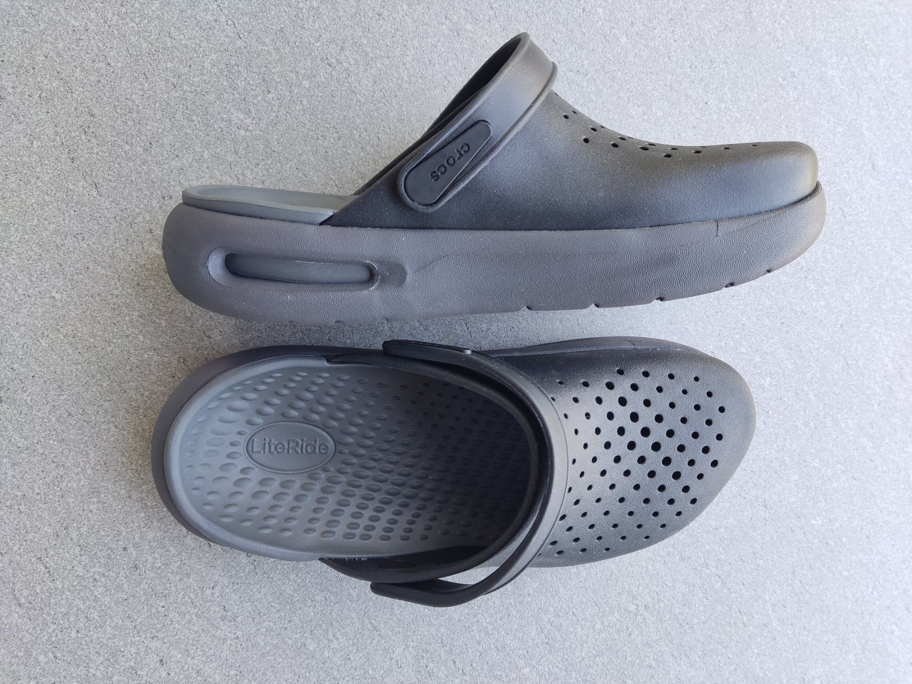 Crocs Scarpe da uomo: Crocs LiteRide Clogs schwarz Grösse 39/40 – Nuovo (secondo la descrizione) da Neftenbach venduto da Pesom0 3