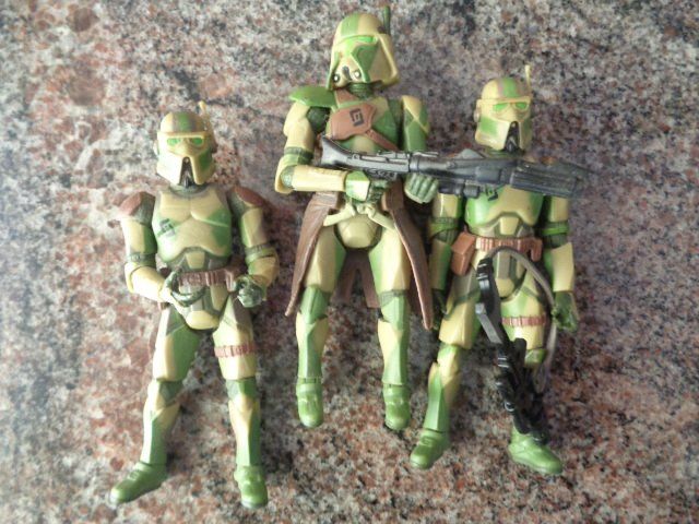 Hasbro Giocattoli: Star Wars Hasbro  41 th Clones mit Läufer – Usato da sargans venduto da Angamar
