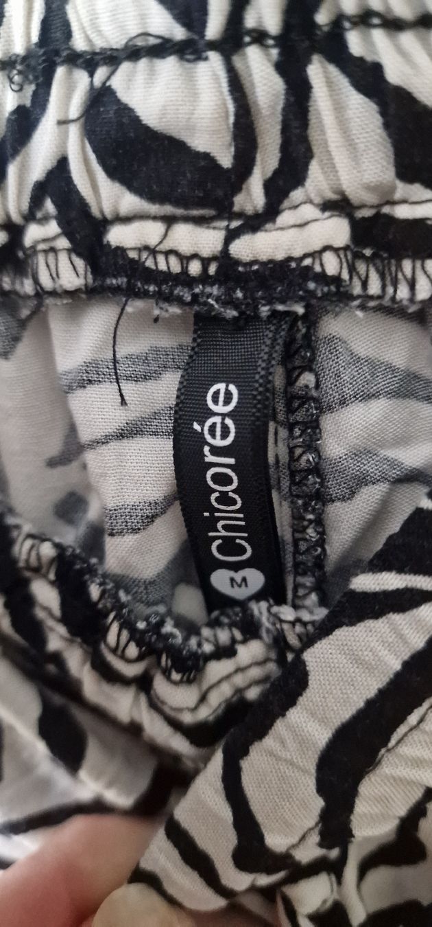 Hosen: Hosen Chicoree Zebra Muster Grösse M Damen neu – Gebraucht aus Romanshorn von REALJessiB 2