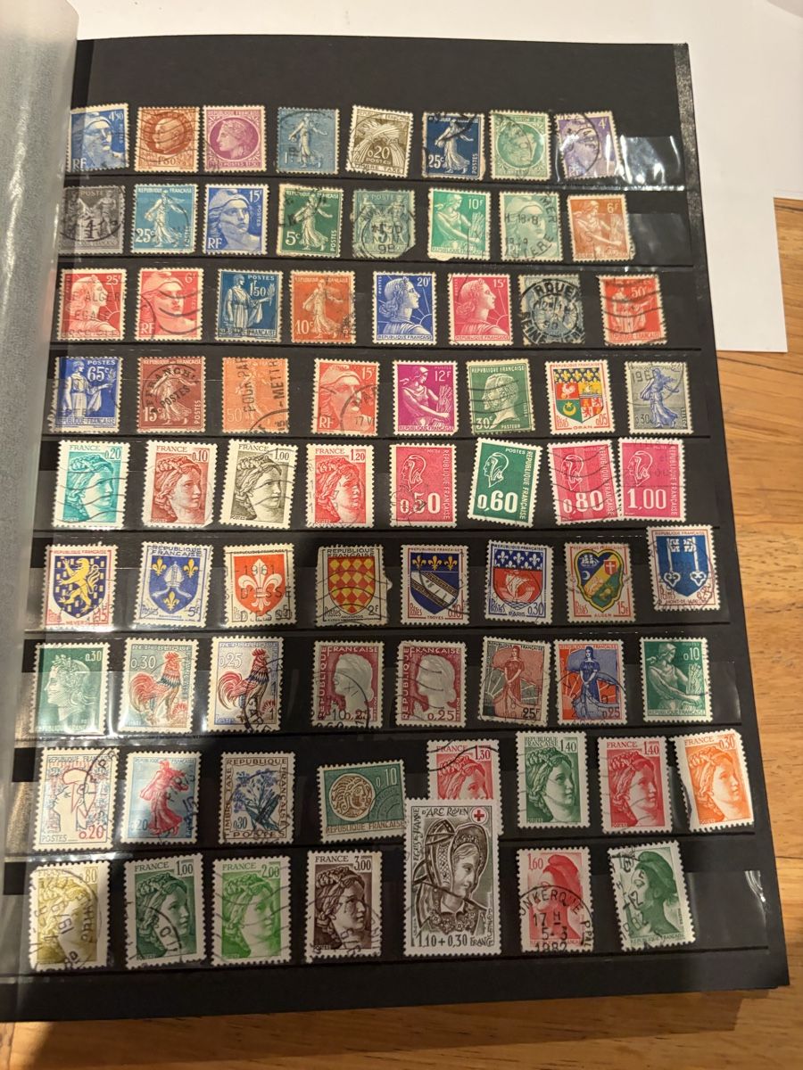 Tous les timbres: Timbres divers de divers pays  – D'occasion à Echallens par JAR69 1