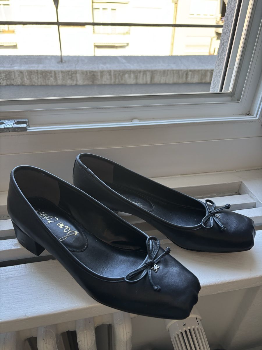 Sam Edelman Chaussures femmes: Sam Edelman black Rosa flat size 38 – Neuf (Voir description) à Zürich par rya_dqj9