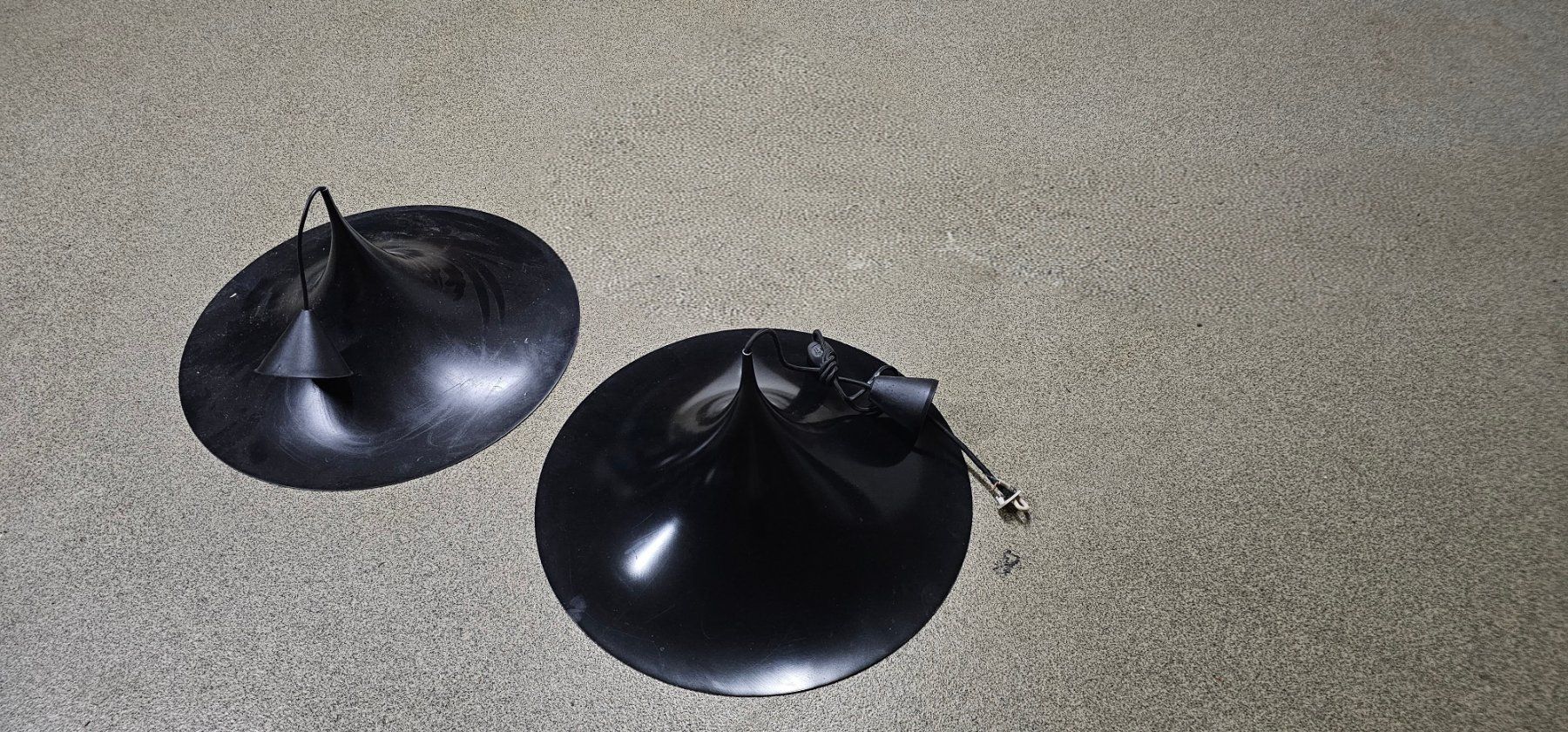 Lampade: Lampes suspension métalliques noires – Usato da Chardonne venduto da luc_8nlz 2