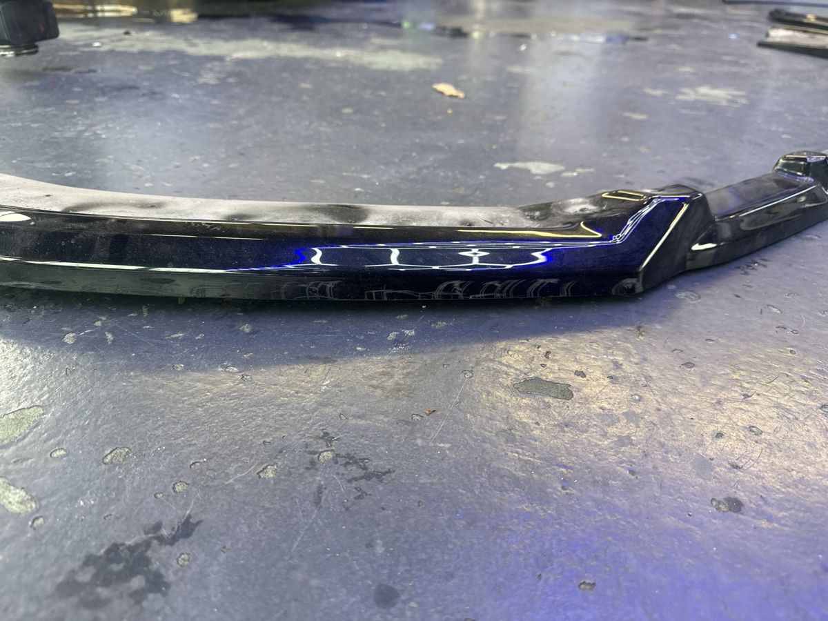 Tutti pezzi di ricambio auto: Audi RS3 8v facelift maxton spoiler – Usato da Amriswil venduto da FitmentCompany 1