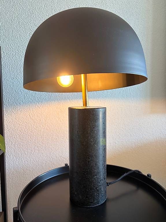 Lampade: Lampe mit Marmorsockel – Nuovo e nell'imballaggio originale da Schlieren venduto da fio_7ltb