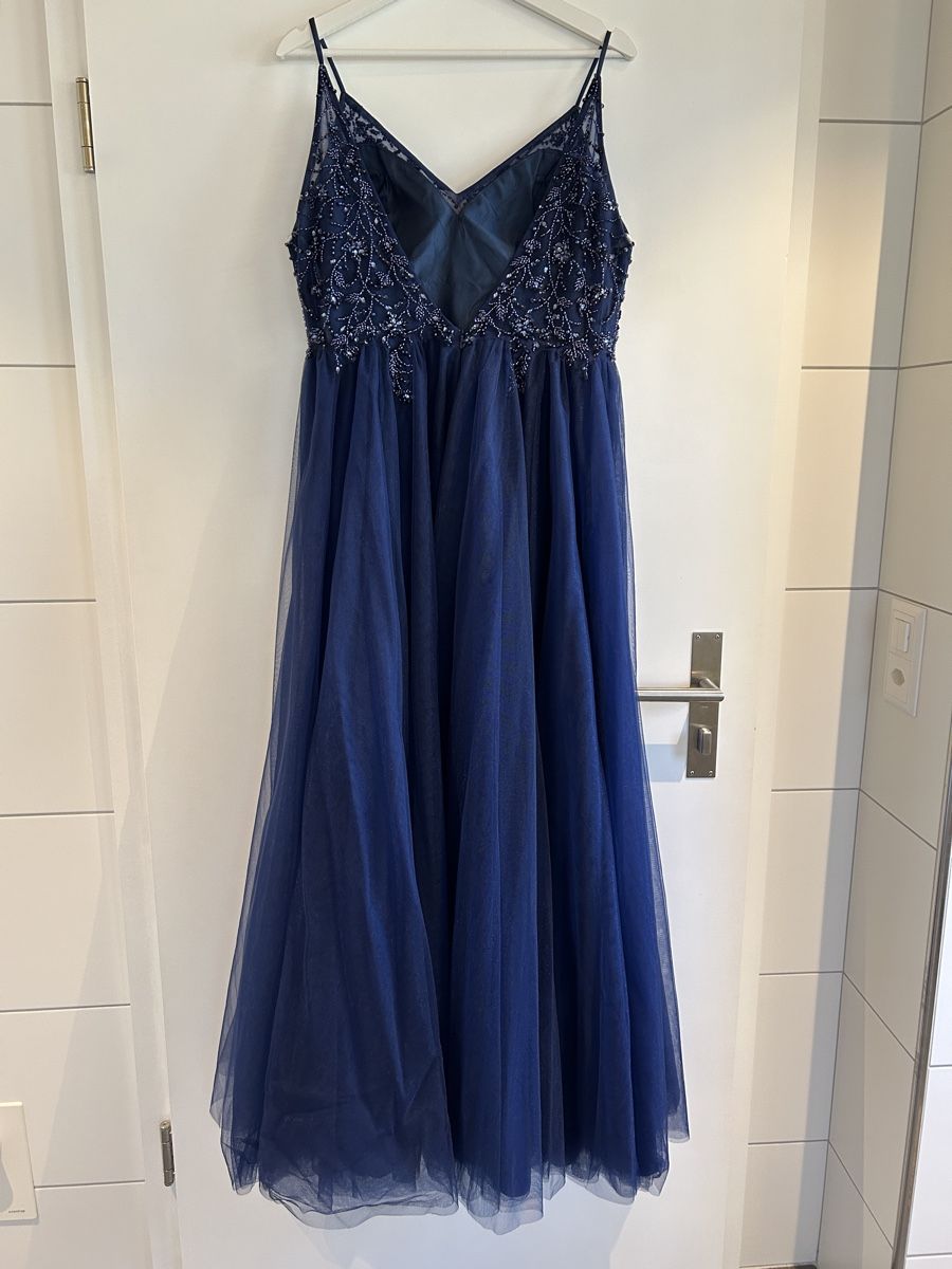 Robes: Abendkleid Gr. 42 – Neuf (Voir description) à Altstätten SG par Redzora_1 1
