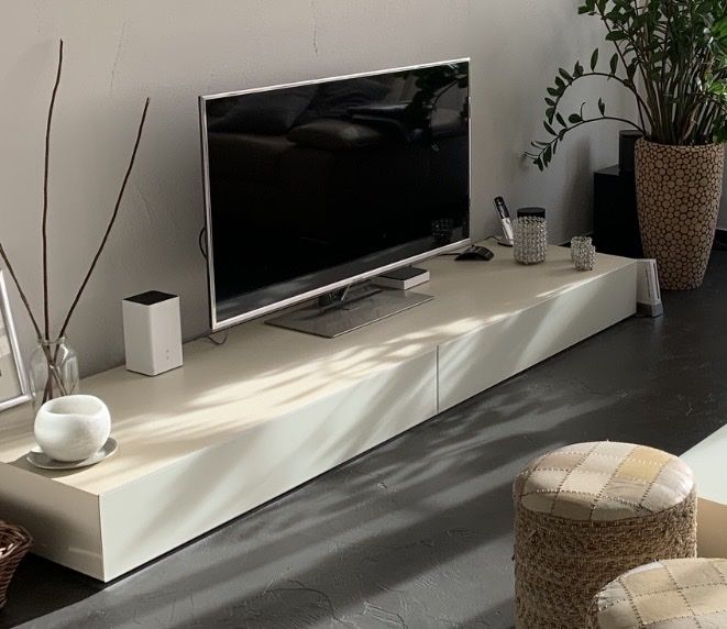 Mobili TV: Fraubrunnen Lowboard Creme – Usato da Luzern venduto da eandrie