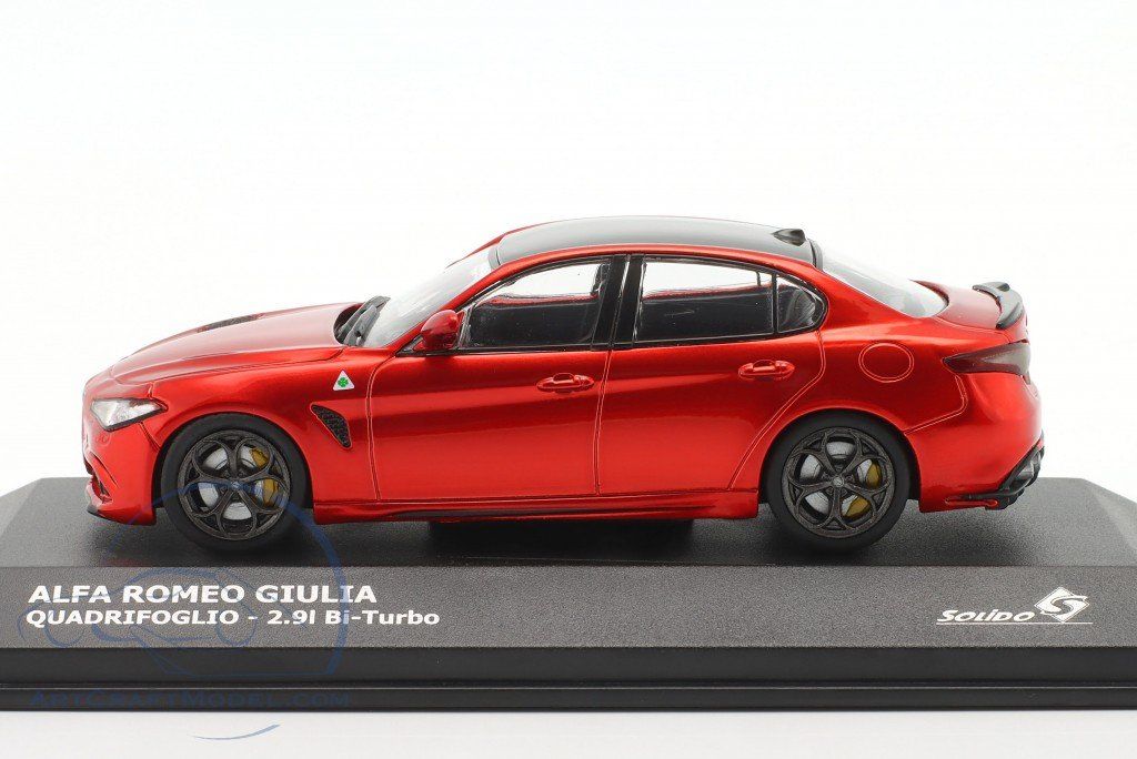 Alfa Romeo Modellini d'auto: Alfa Romeo Giulia Quadrifoglio – Nuovo e nell'imballaggio originale da Flawil venduto da Imperiosud 1