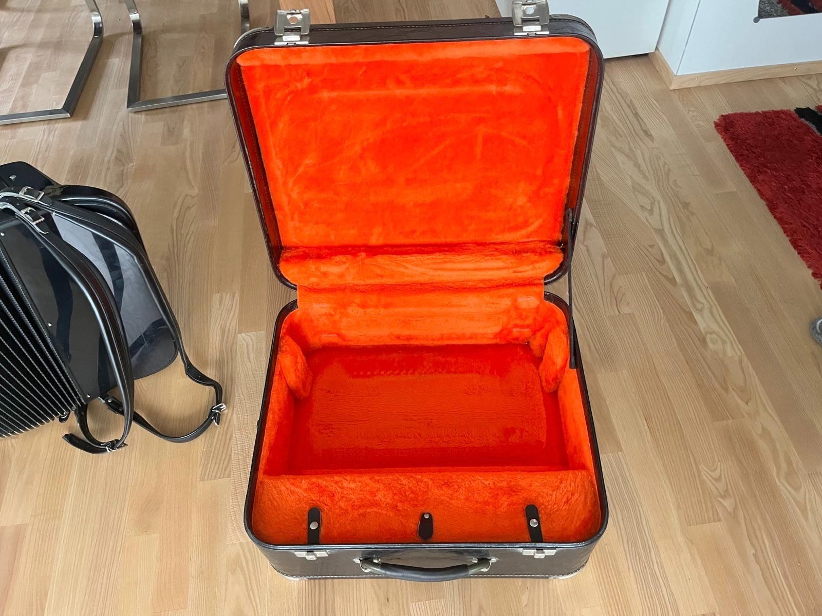 Strumenti musicali: Crucianelli Handorgel / Akkordeon – Usato da Gams venduto da mle_v5cn 6