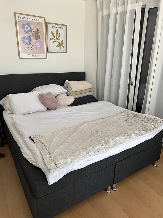 Letti: Kingsize Bett  200cmx208cm – Usato da Oberwangen TG venduto da ren_7yt7