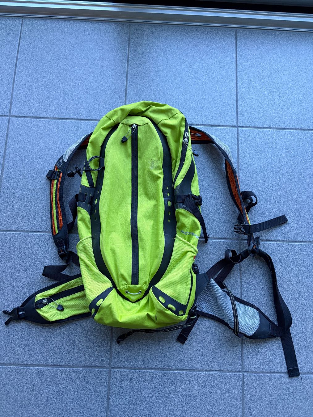 Salewa Zaini: SALEWA Alpine Extrem Racer 18 L Rucksack – Usato da Unterägeri venduto da Sportster0 1