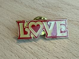 Pin Love
