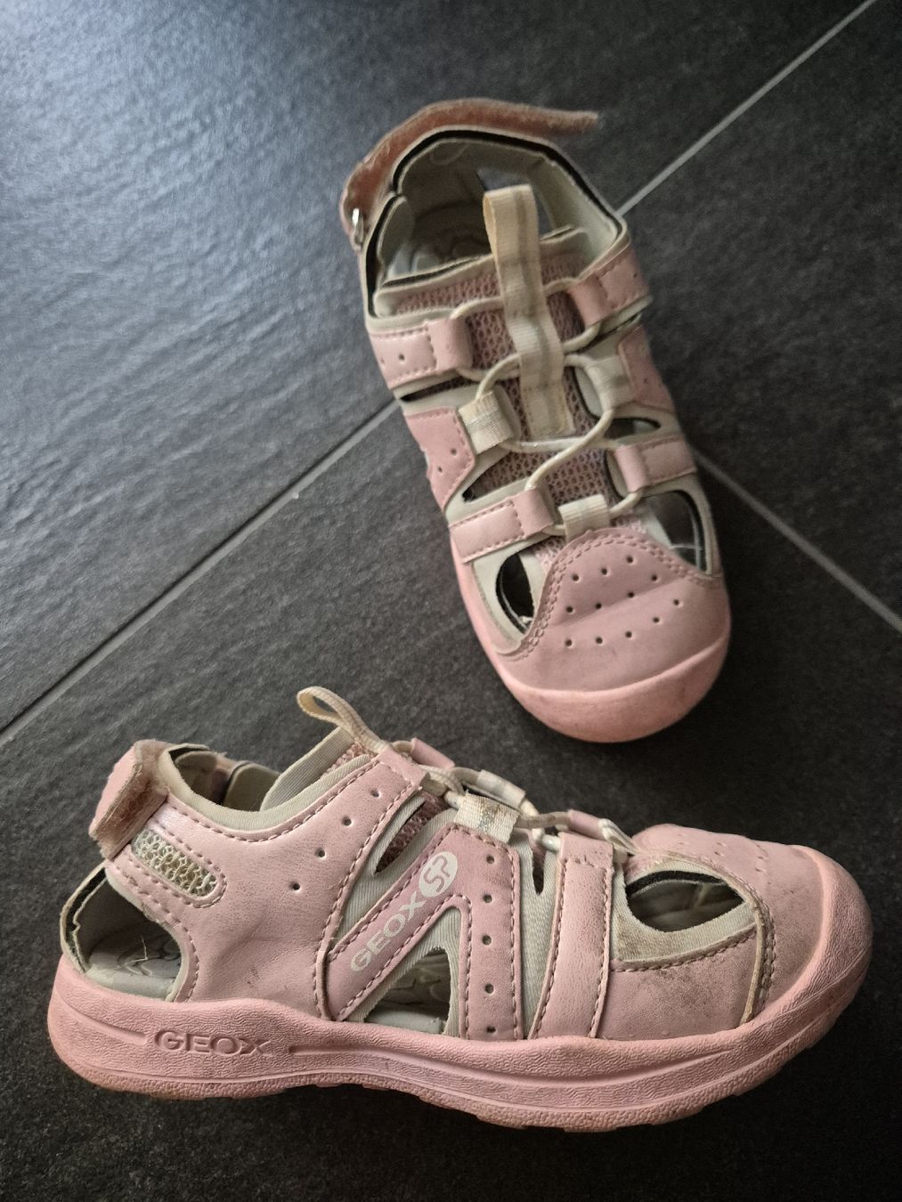 Geox Scarpe per ragazze: Geox gr. 28 – Usato da Weesen venduto da flying_kiwi 1