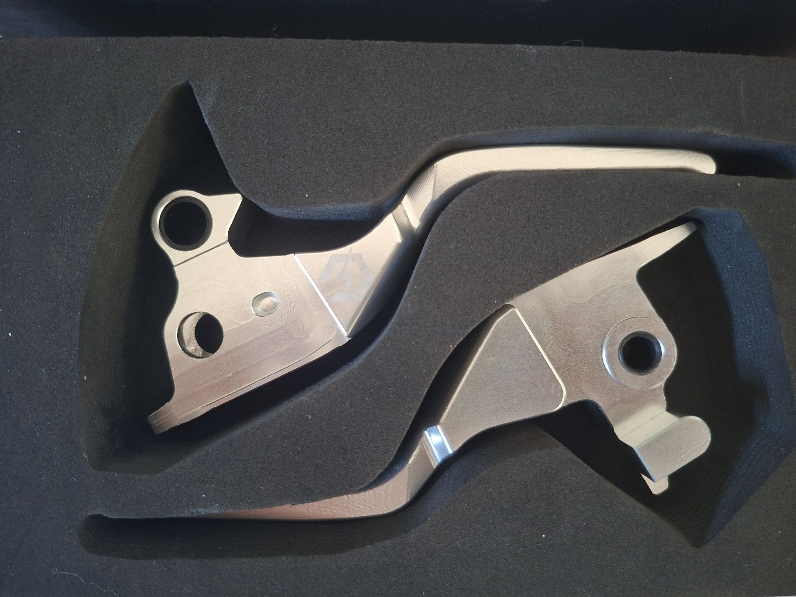 Harley-Davidson Tutti i ricambio per moto: Harley Davidson Softail M8 Lever – Usato da St-Sulpice VD venduto da jihem87 1