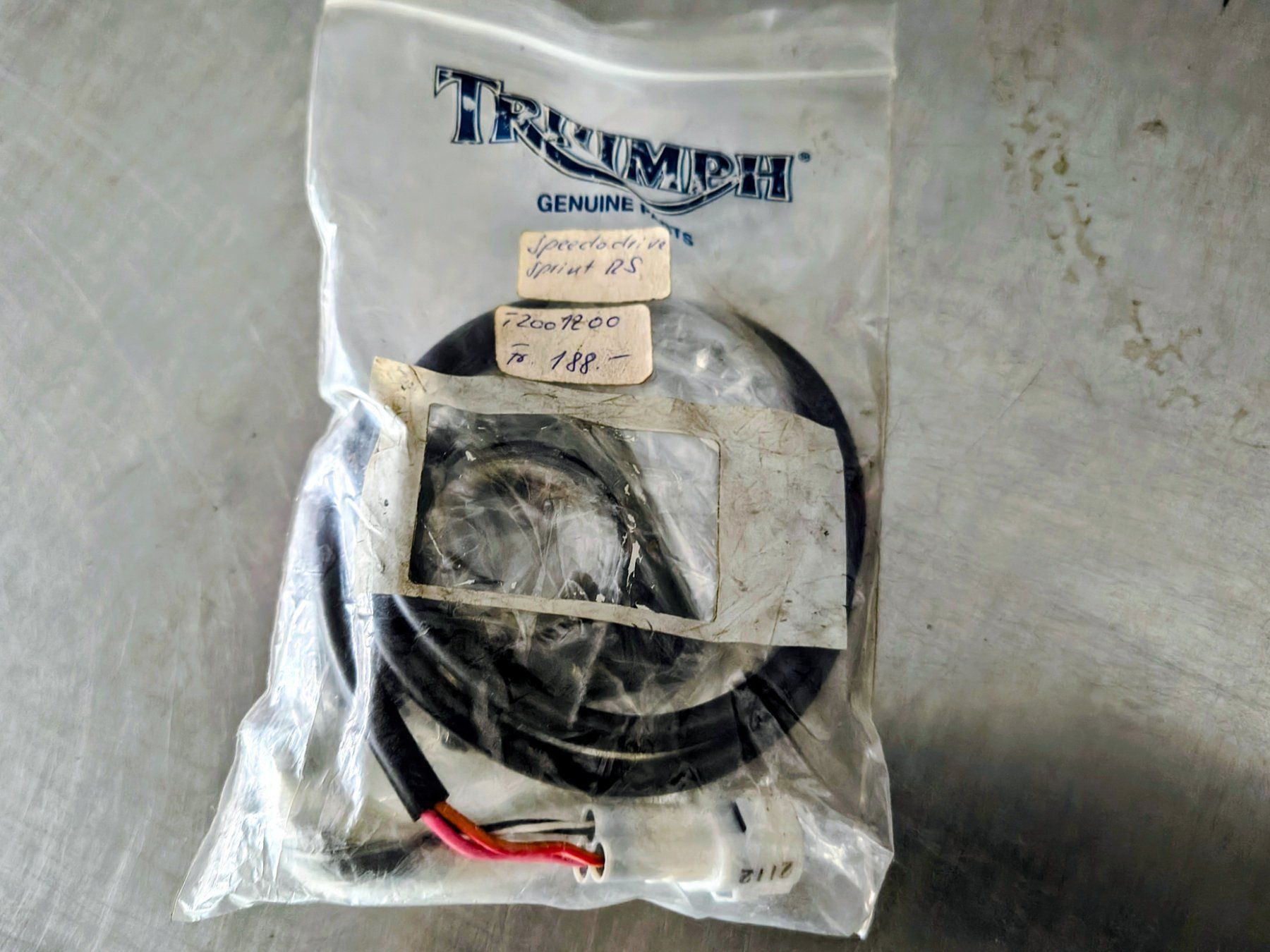 Tutti i ricambio per moto: Triumph RS/ST Zählerantrieb neu – Usato da Biberist venduto da Dover1