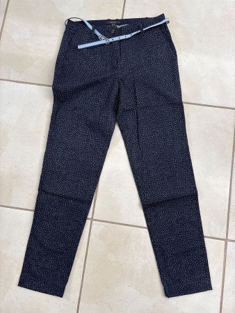 Esprit Hose Gr. 34, Sommer Stoffhose mit Gürtel - NEU!